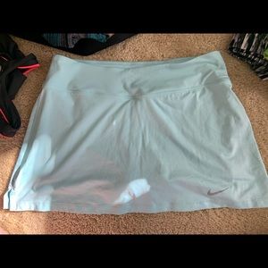 Women’s Nike tennis skirt